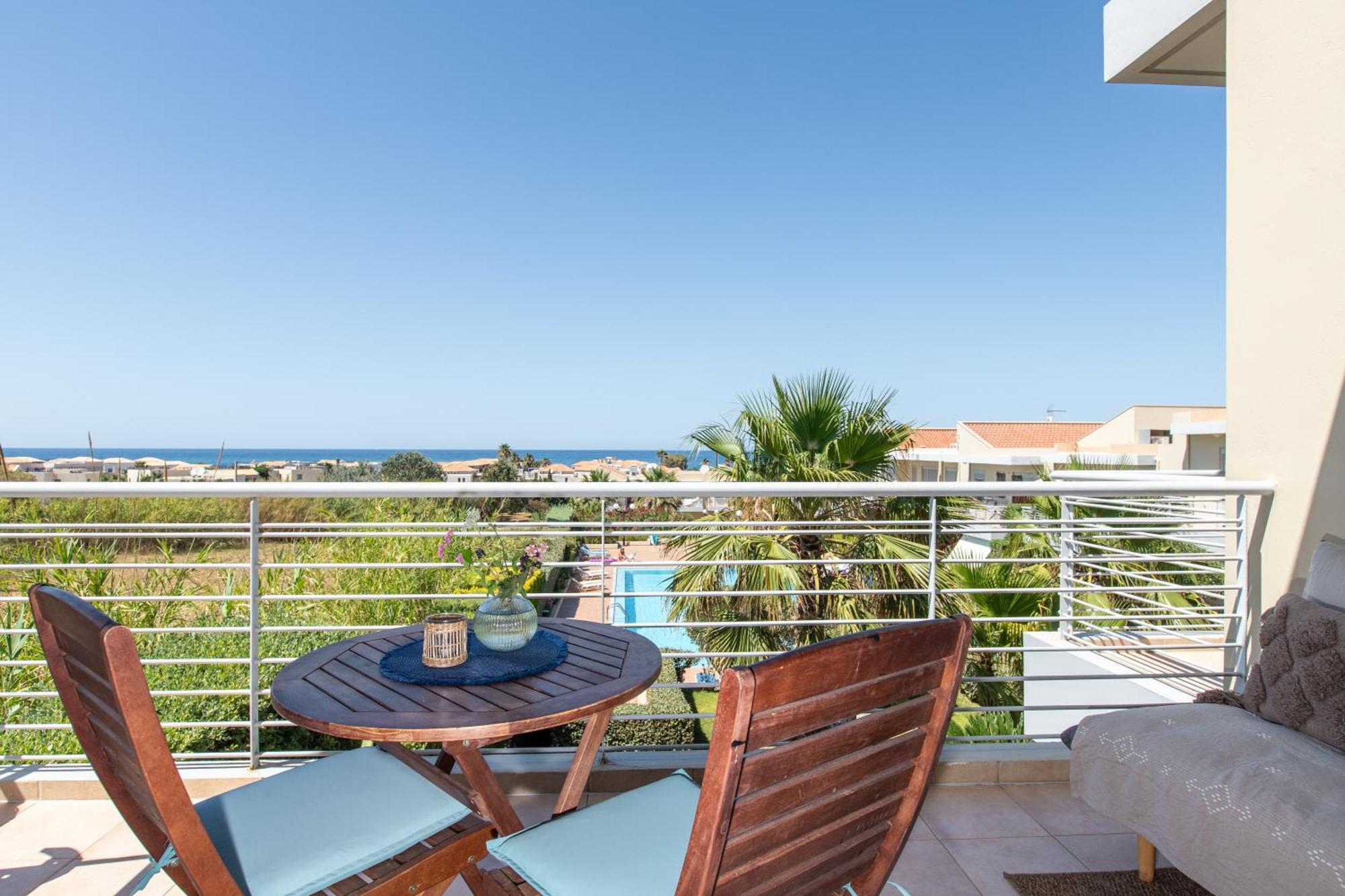 Maleme Yoga Blue Apartment Chania  Ngoại thất bức ảnh